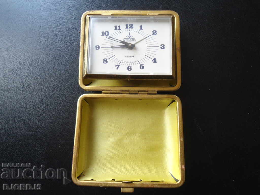 Παράδοση Παλιό ρουμανικό ρολόι "ARADORA"