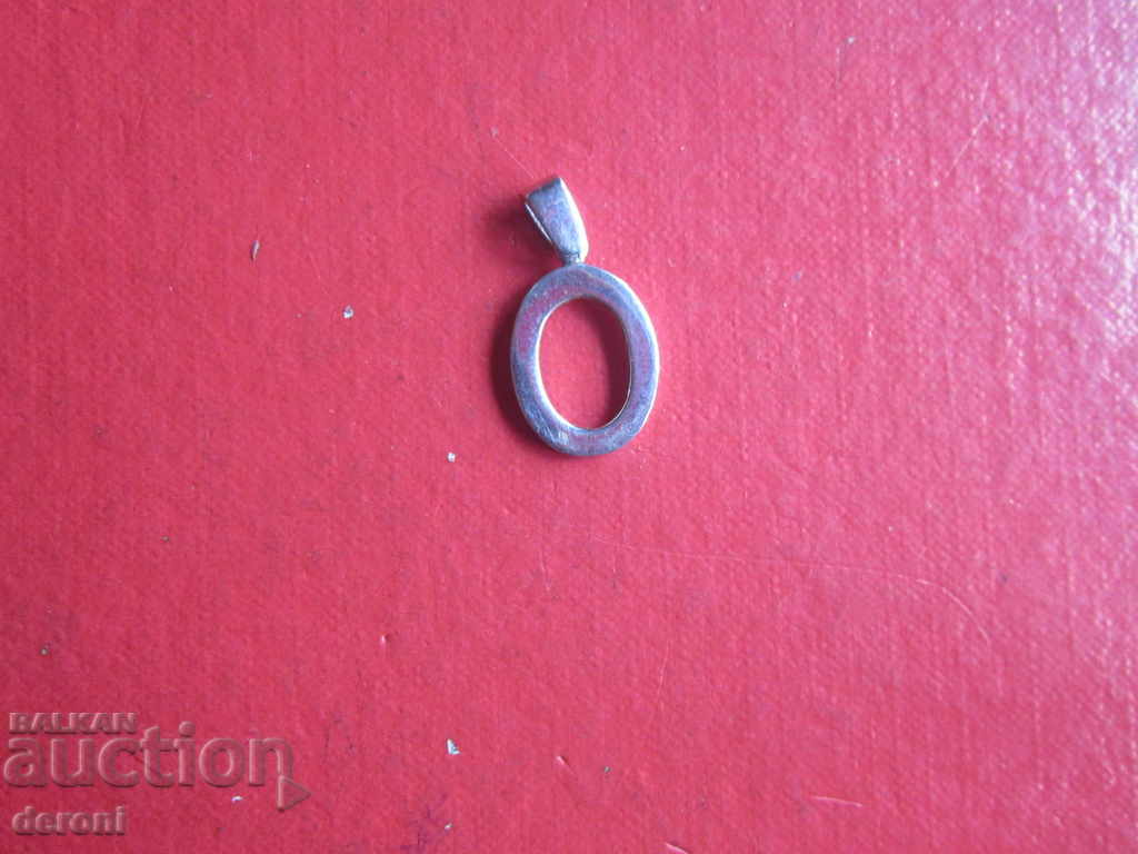 Аукцион Сребърен медальон висулка Аукцион Сребърен медальон висулка