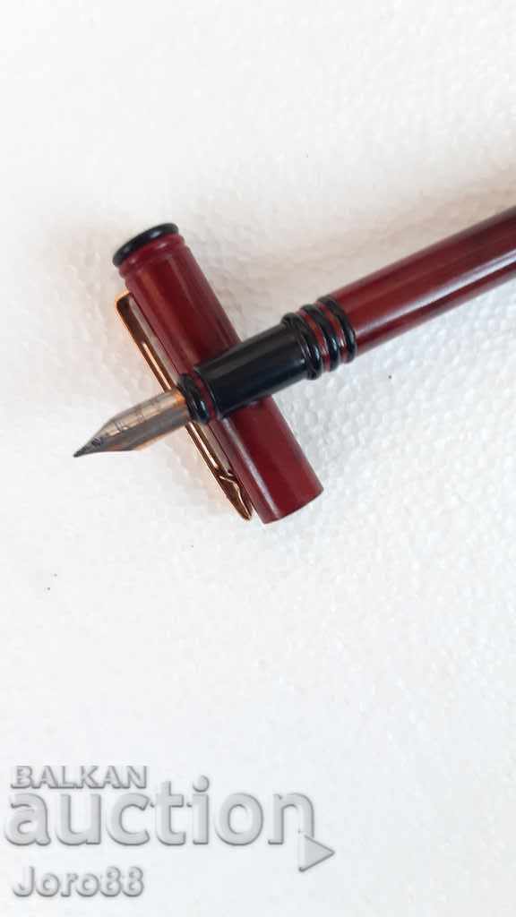 Delivery of Old Waterman fountain pen with gilding