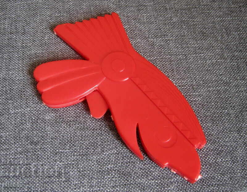 An old toy from Pif Pif magazine with price 15.00 BGN | € 7.67 An old toy from Pif Pif magazine with price 15.00 BGN | € 7.67