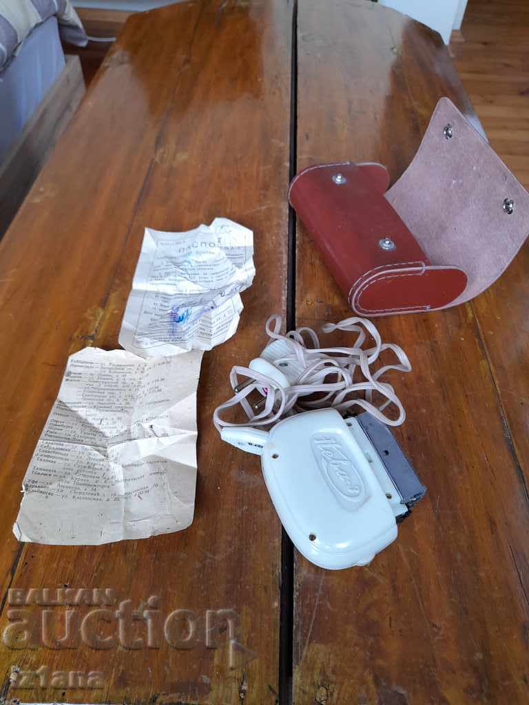 Auction Old Neva 3 Razor Auction Old Neva 3 Razor