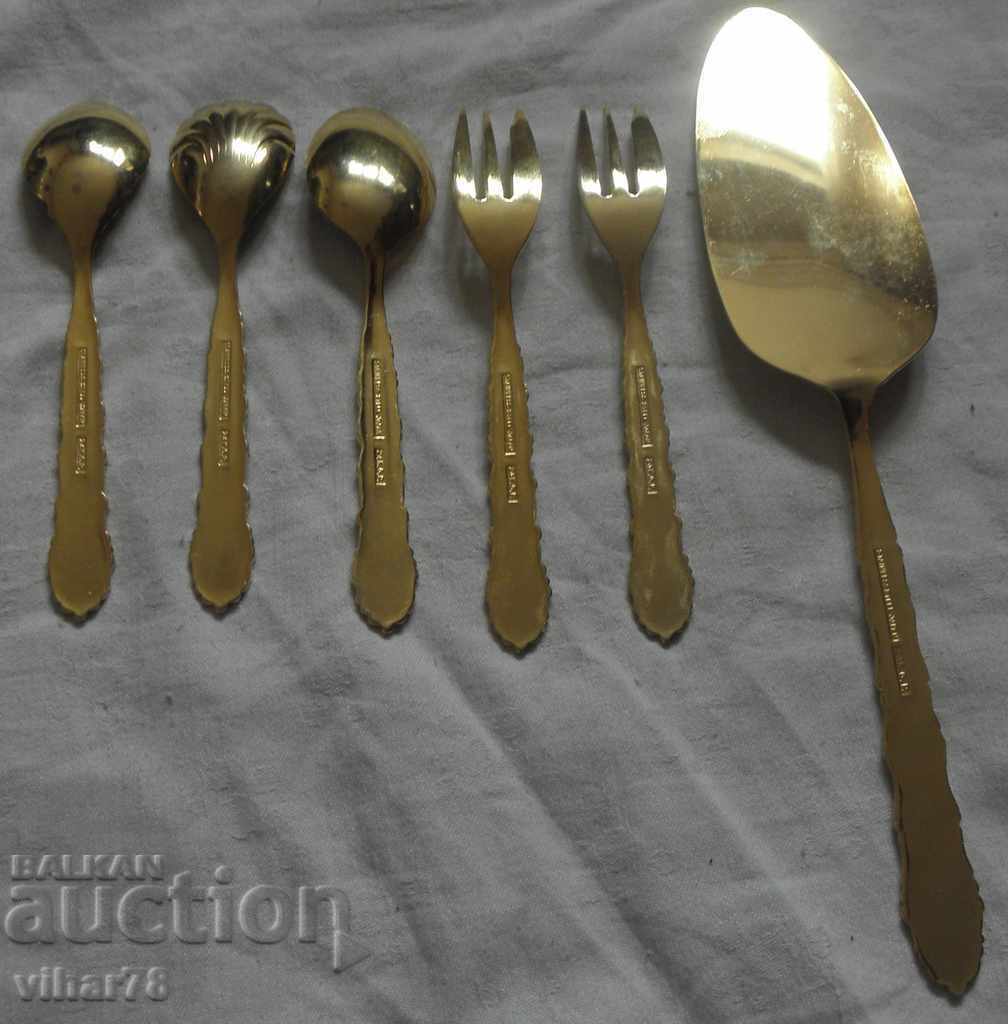 Gold-plated 24 karat cutlery - forks, spoons and spatula - 7 Gold-plated 24 karat cutlery - forks, spoons and spatula - 7