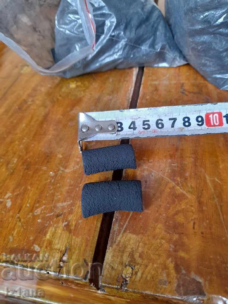 Δημοπρασία Παλιό κάρβουνο για ζωγραφική Δημοπρασία Παλιό κάρβουνο για ζωγραφική