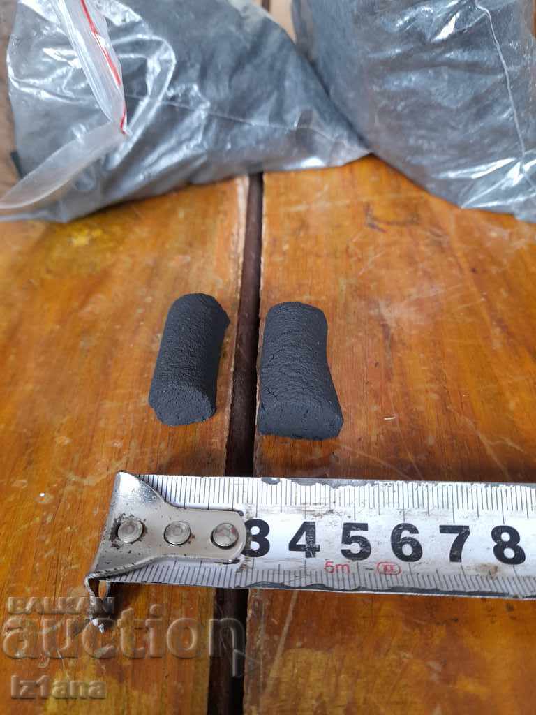 Παράδοση Παλιό κάρβουνο για ζωγραφική Παράδοση Παλιό κάρβουνο για ζωγραφική