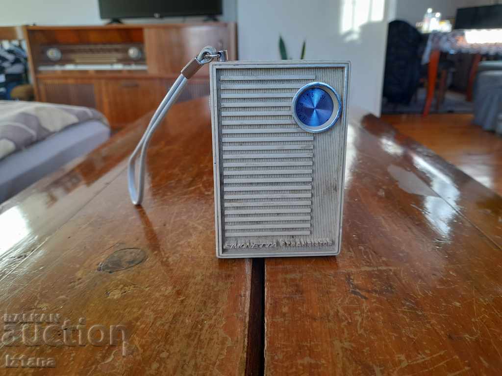 Old radio, Simonetta radio receiver Old radio, Simonetta radio receiver