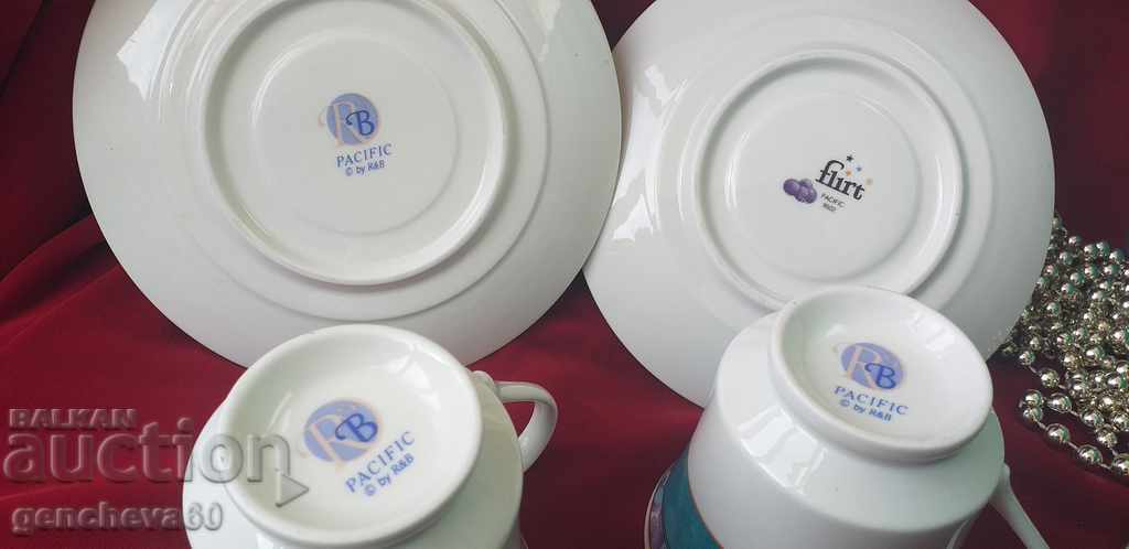 Delivery of Set of glasses for two/porcelain