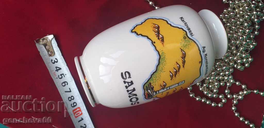 Porcelain vase 24K Gold with price 15.00 BGN | € 7.67 Porcelain vase 24K Gold with price 15.00 BGN | € 7.67