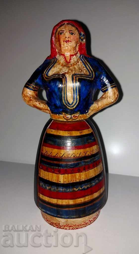 KINGDOM OF BULGARIA RARE PERFECT WOODEN FIGURE GIRL KINGDOM OF BULGARIA RARE PERFECT WOODEN FIGURE GIRL