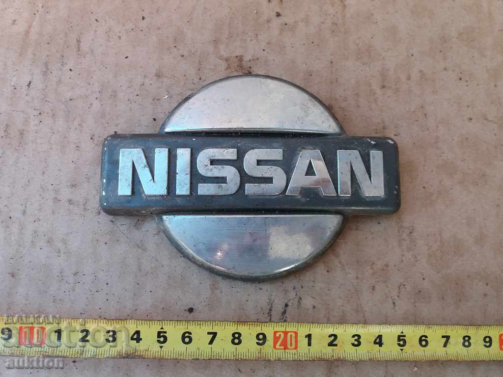 Delivery of NISSAN EMBLEM