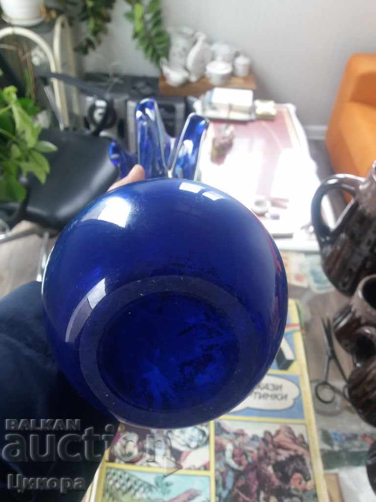 BLUE GLASS VASE BLUE GLASS CRYSTAL - 5 BLUE GLASS VASE BLUE GLASS CRYSTAL - 5