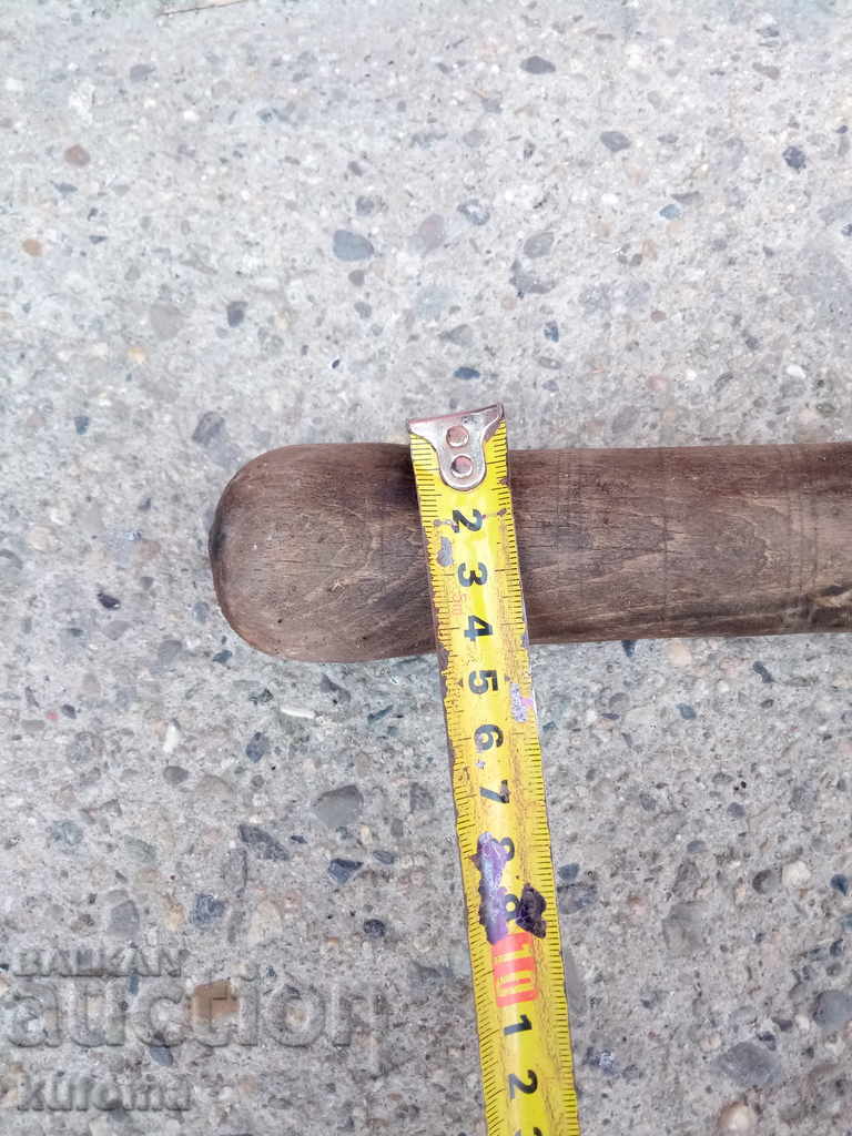 Auction  Old handle for a spinning machine