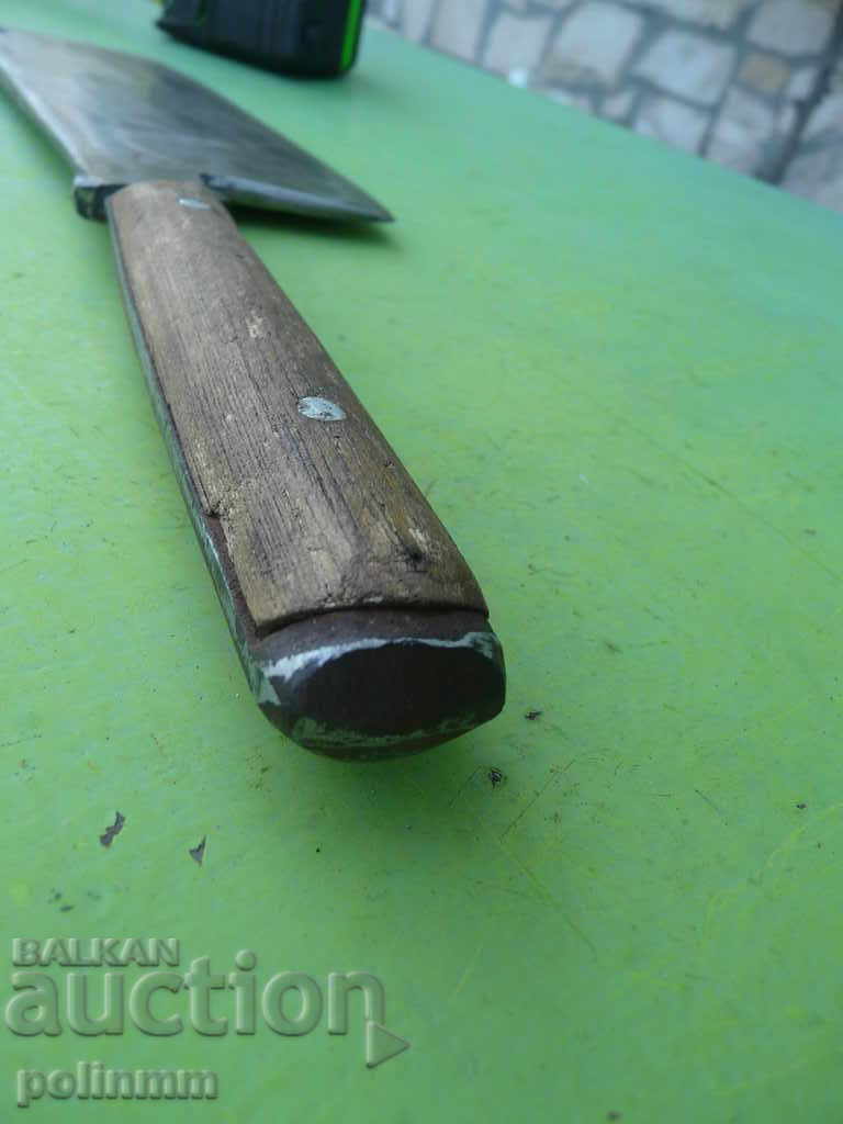 Delivery of Old massive Bulgarian chopper