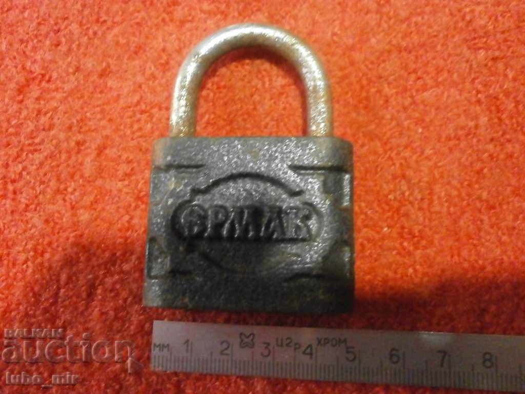 Auction  OLD PADLOCK FOR DECORATION