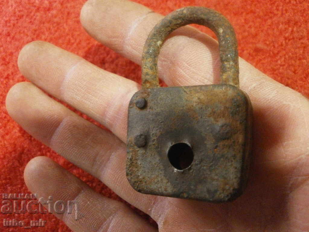 СТАР КАТИНАР ЗА ДЕКОРАЦИЯ с цена € 1.00 | 1.96 лв. СТАР КАТИНАР ЗА ДЕКОРАЦИЯ с цена € 1.00 | 1.96 лв.