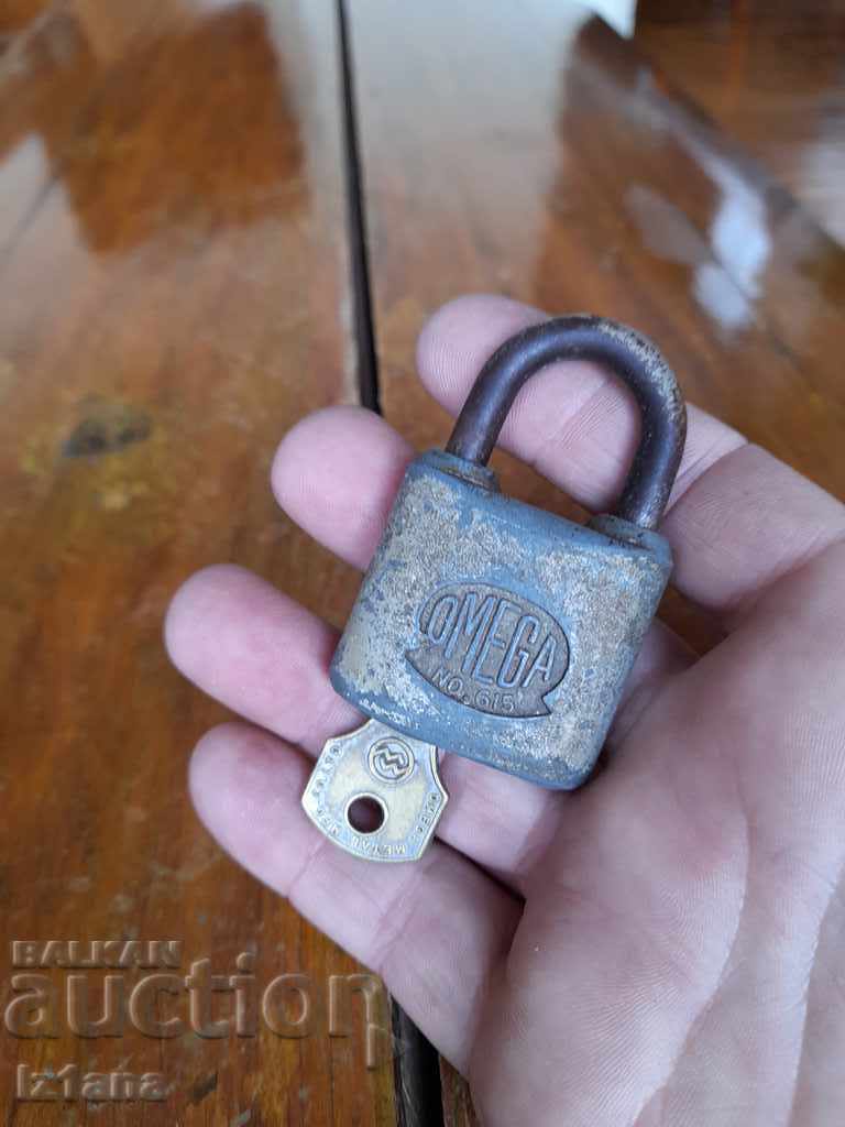 Παλαιό λουκέτο Omega με τιμή 38.00 BGN | € 19.43 Παλαιό λουκέτο Omega με τιμή 38.00 BGN | € 19.43