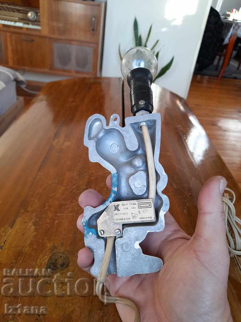 Παράδοση Παλιά νυχτερινή λάμπα Παράδοση Παλιά νυχτερινή λάμπα