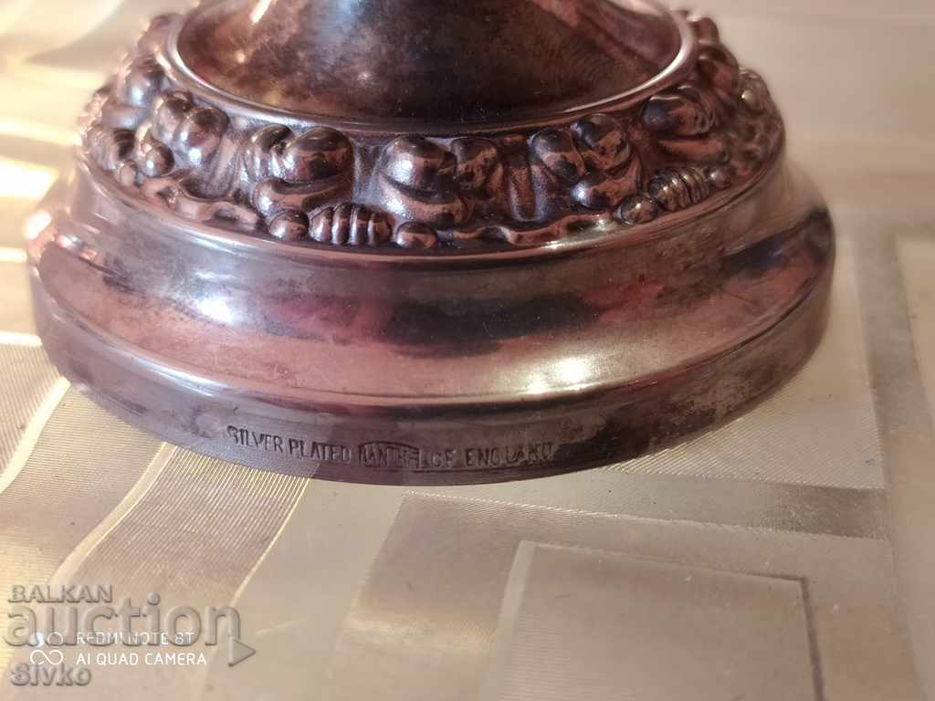 Delivery of Silver-plated English antique court Delivery of Silver-plated English antique court