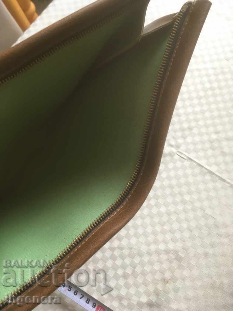 Auction BAG STUDENT STUDENT FROM SOCA NOVA Auction BAG STUDENT STUDENT FROM SOCA NOVA