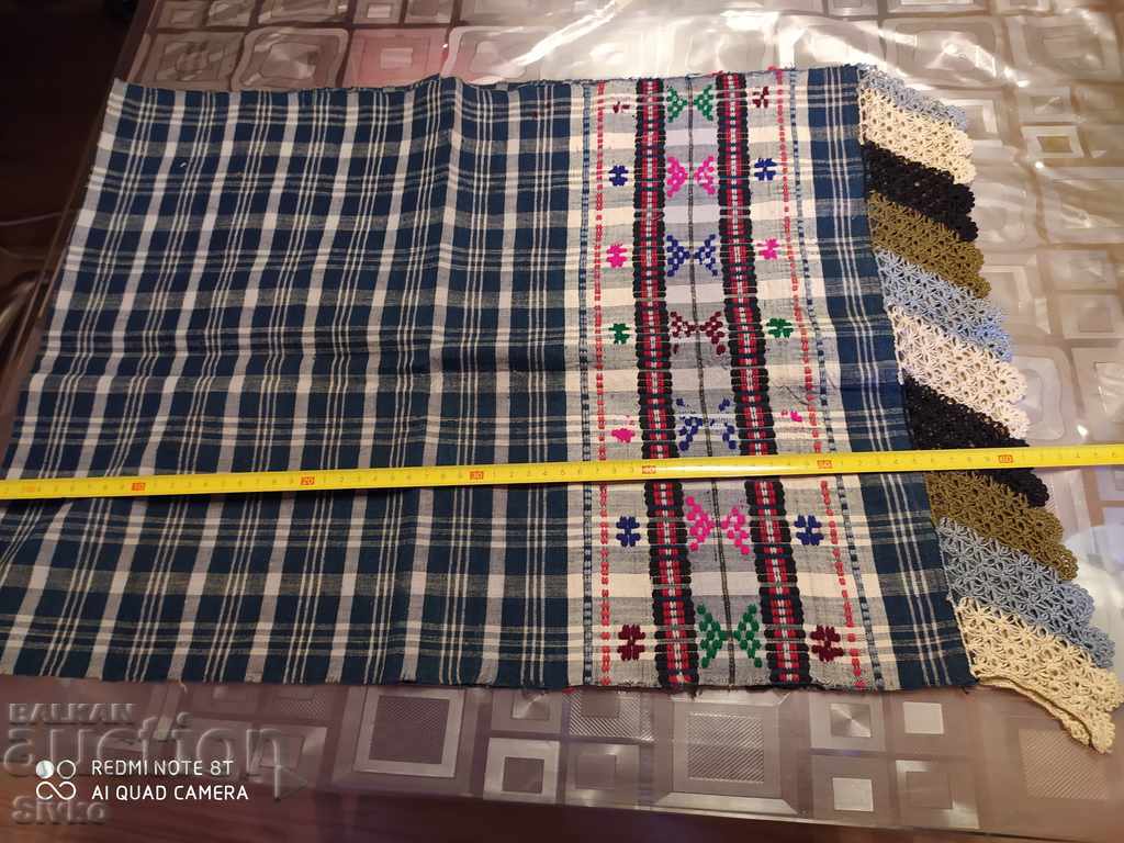 Auction Ethno chest of drawers 130 cm long and 40 cm wide Auction Ethno chest of drawers 130 cm long and 40 cm wide