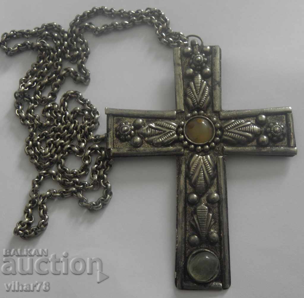 OLD CROSS - 6 OLD CROSS - 6