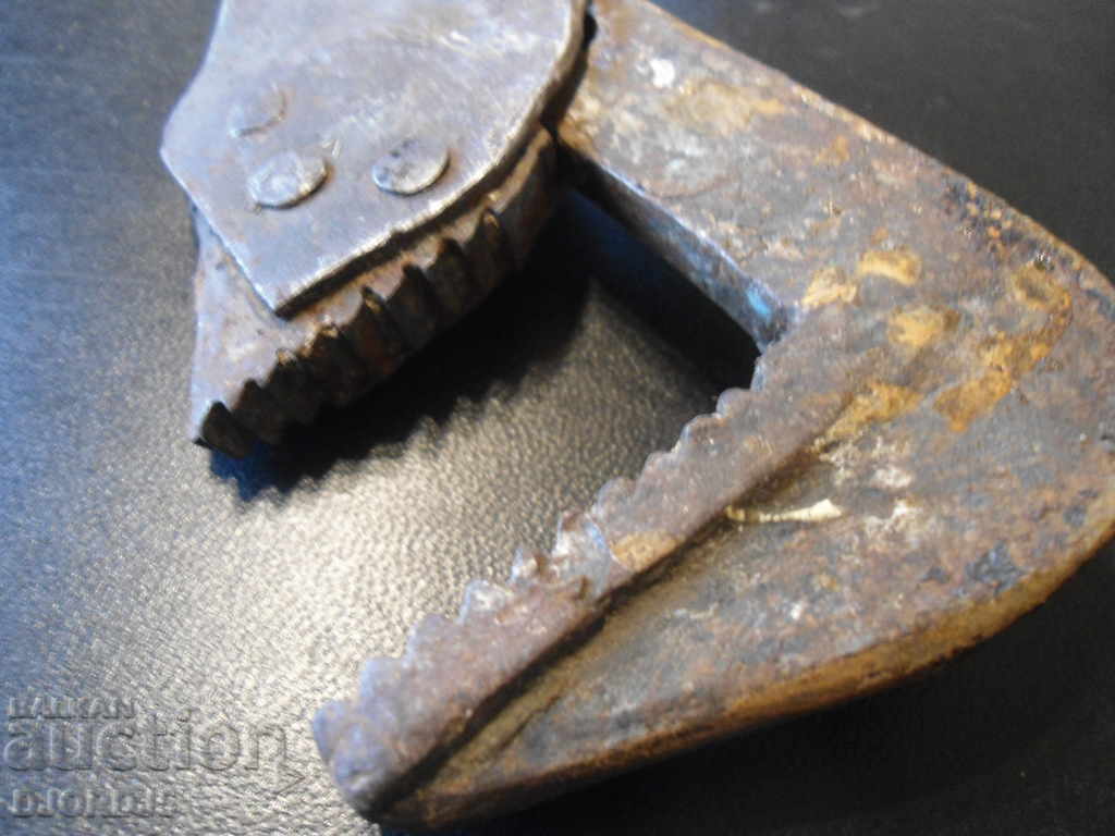 Аукцион Старинен ключ Аукцион Старинен ключ