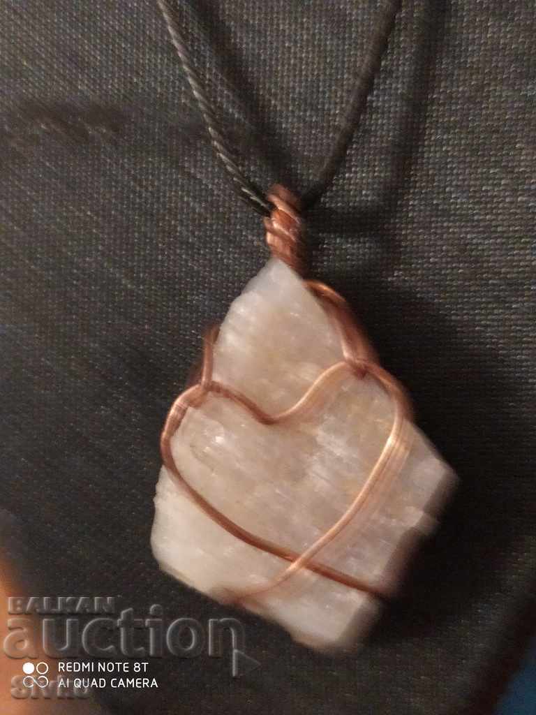 Pendant necklace rose quartz heart with price 4.99 BGN | € 2.55