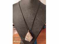 Κολιέ μενταγιόν ροζ χαλαζία καρδιά