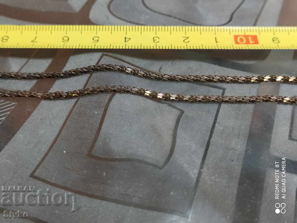 Livrarea Lanț cu împletitură interesantă Livrarea Lanț cu împletitură interesantă