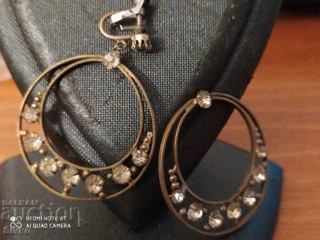 Обици Обици