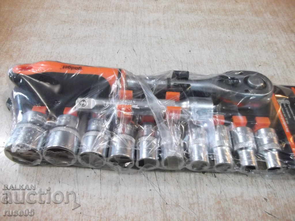 Auction Rattle "Gadget" with inserts, set of 12 parts 1/2 "10-24 mm. New Auction Rattle "Gadget" with inserts, set of 12 parts 1/2 "10-24 mm. New