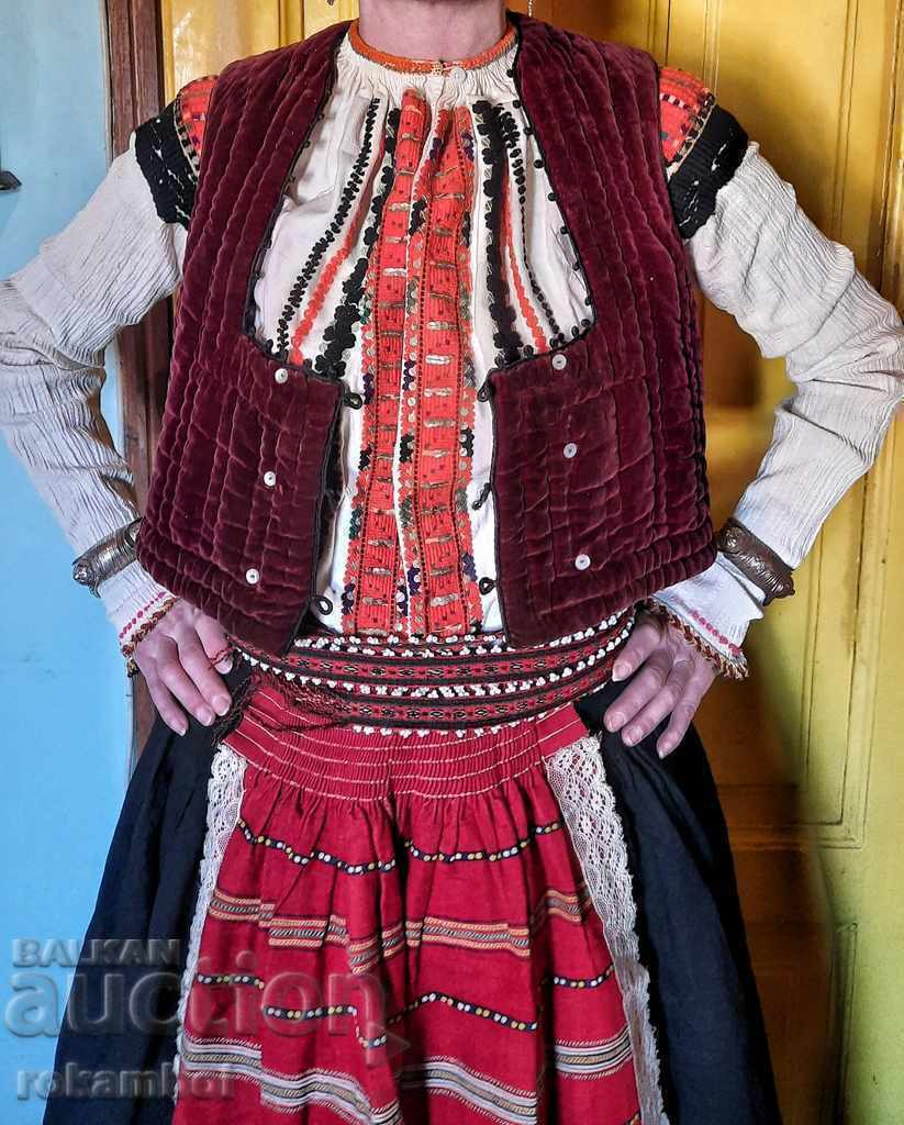 Authentic Duke costume. - 6 Authentic Duke costume. - 6