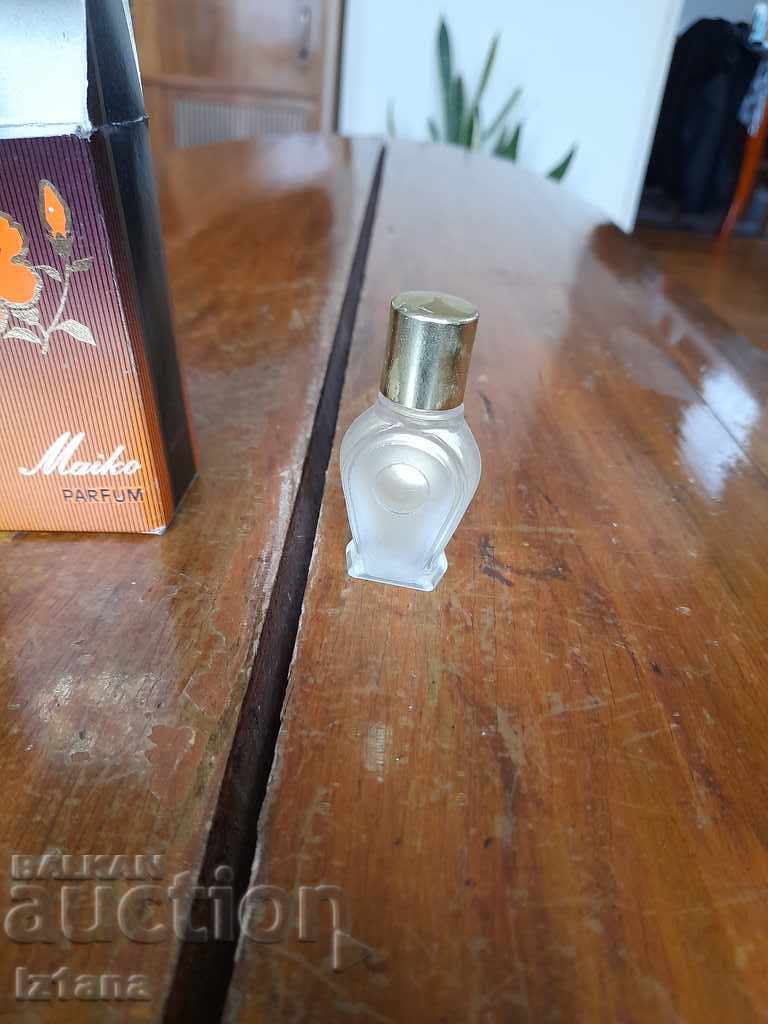 Auction  Old perfume Maiko