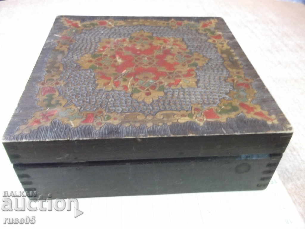 Auction  Wooden box pyrographed old from soc - 1