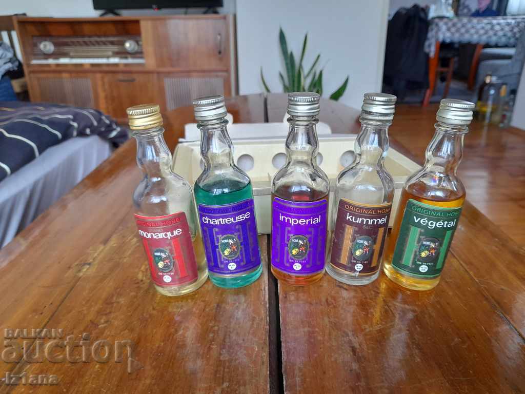 Delivery of Old bottles, bottles of Hobe Delivery of Old bottles, bottles of Hobe