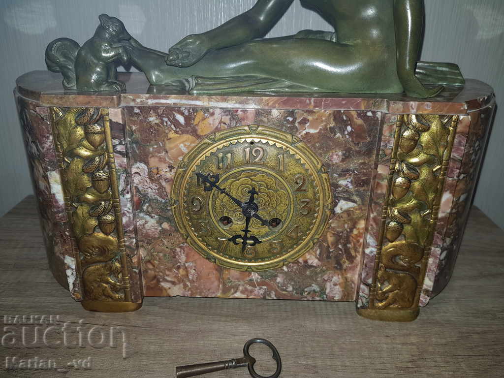 Old French art deco marble fireplace clock with price 1500.00 BGN | € 766.94