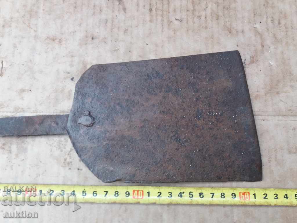 OLD FORGED ROSE, SHOVEL with price 5.99 BGN | € 3.06 OLD FORGED ROSE, SHOVEL with price 5.99 BGN | € 3.06