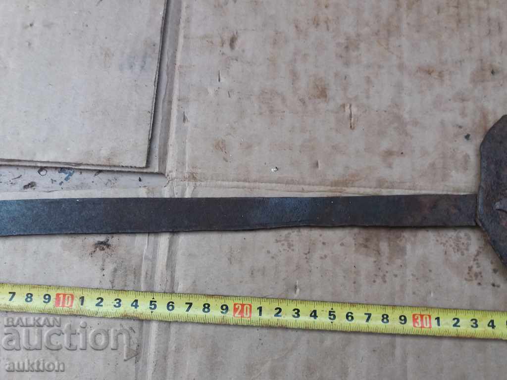 Delivery of OLD FORGED ROSE, SHOVEL Delivery of OLD FORGED ROSE, SHOVEL