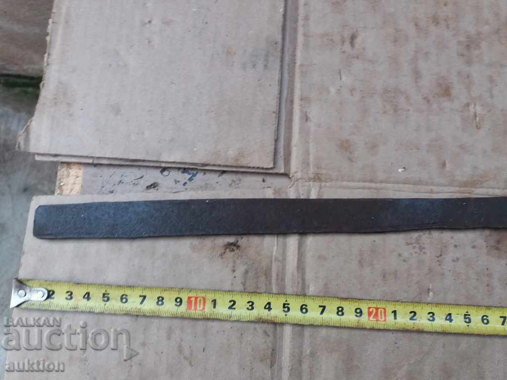 OLD FORGED ROSE, SHOVEL - 5 OLD FORGED ROSE, SHOVEL - 5