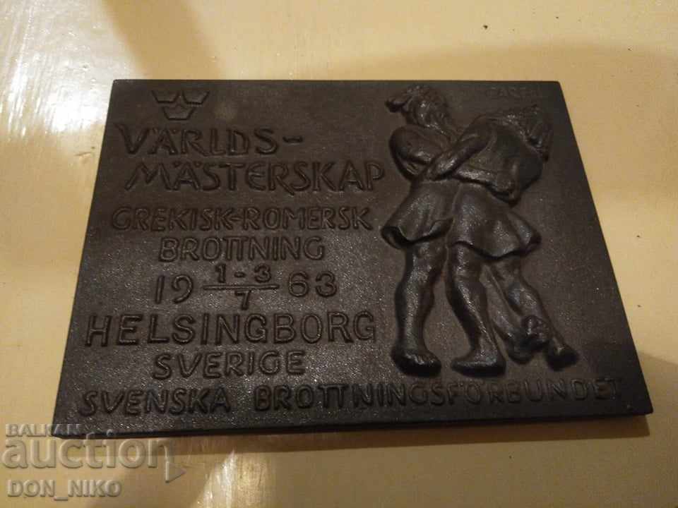 1963 World Wrestling Championship Table with price 125.00 BGN | € 63.91