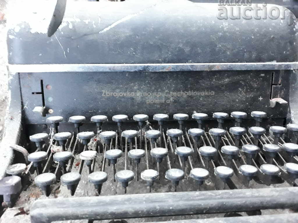 ZETA Z zbrojovka Brno antique typewriter WWII - 5 ZETA Z zbrojovka Brno antique typewriter WWII - 5