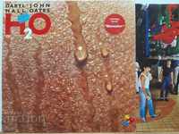 Daryl Hall + John Oates – H2O 1982