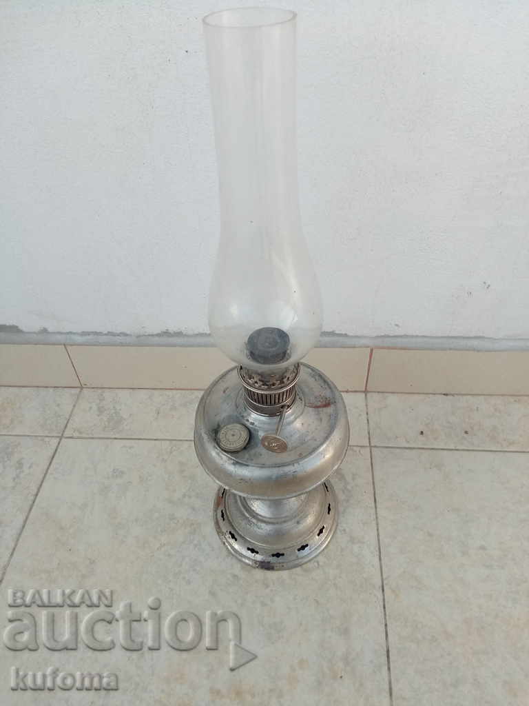 Παλαιό γερμανικό λυχνάρι πετρελαίου