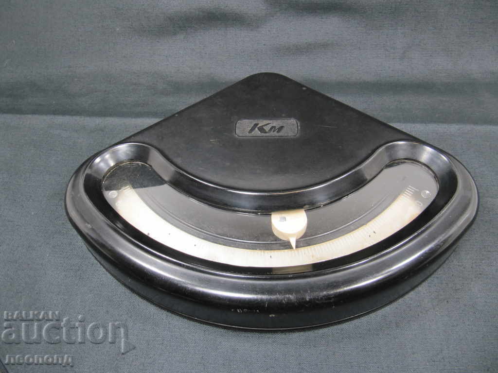 Auction  OLD RETRO SOC USSR SHIP CRANOMER BAKELITE