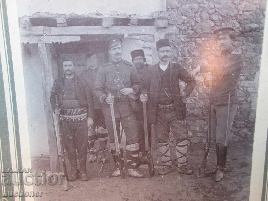 Delivery of OLD BIG PICTURE CARDBOARD UNIFORM, RIFLES, HAT Delivery of OLD BIG PICTURE CARDBOARD UNIFORM, RIFLES, HAT