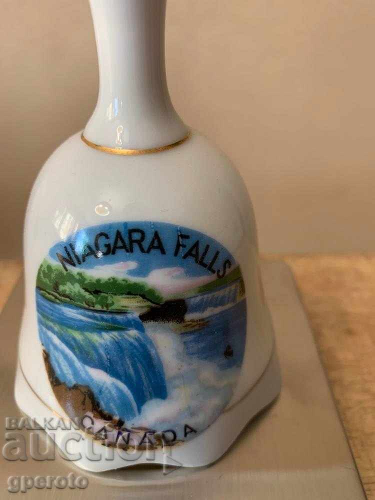 Auction Beautiful old bell (porcelain - Japan) - Niagara Falls Auction Beautiful old bell (porcelain - Japan) - Niagara Falls