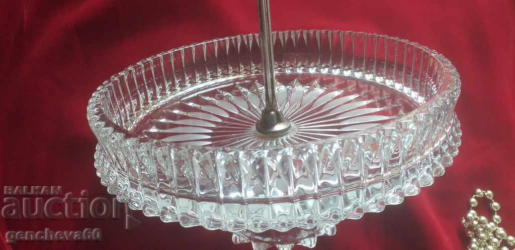 ВИНТИДЖ чиния за сервиране 60те год с цена € 18.00 | 35.20 лв.