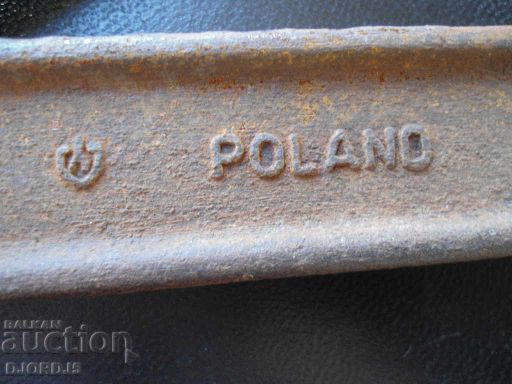 Delivery of Antique tool, key, markings Delivery of Antique tool, key, markings