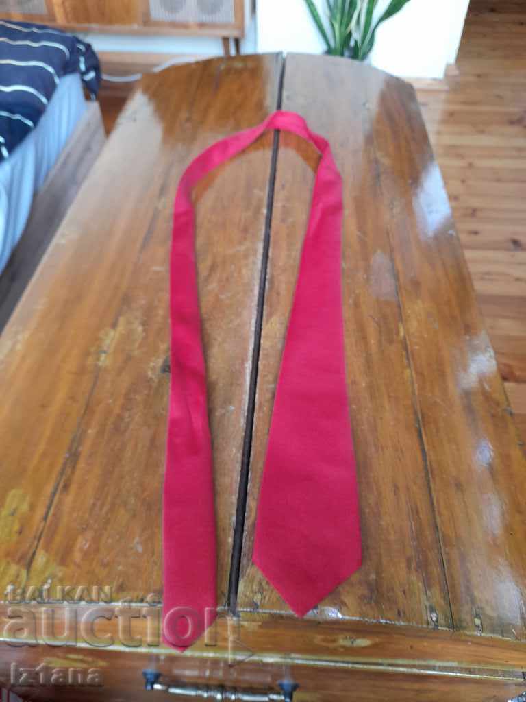 Стара комсомолска вратовръзка