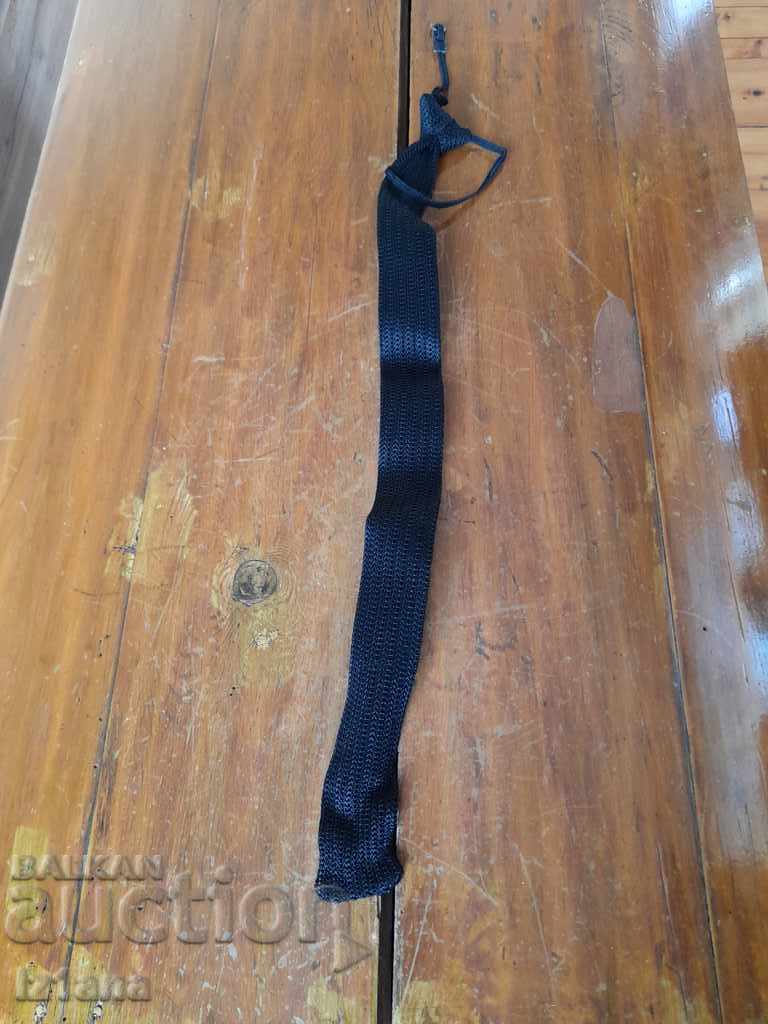 Delivery of An old tie Delivery of An old tie