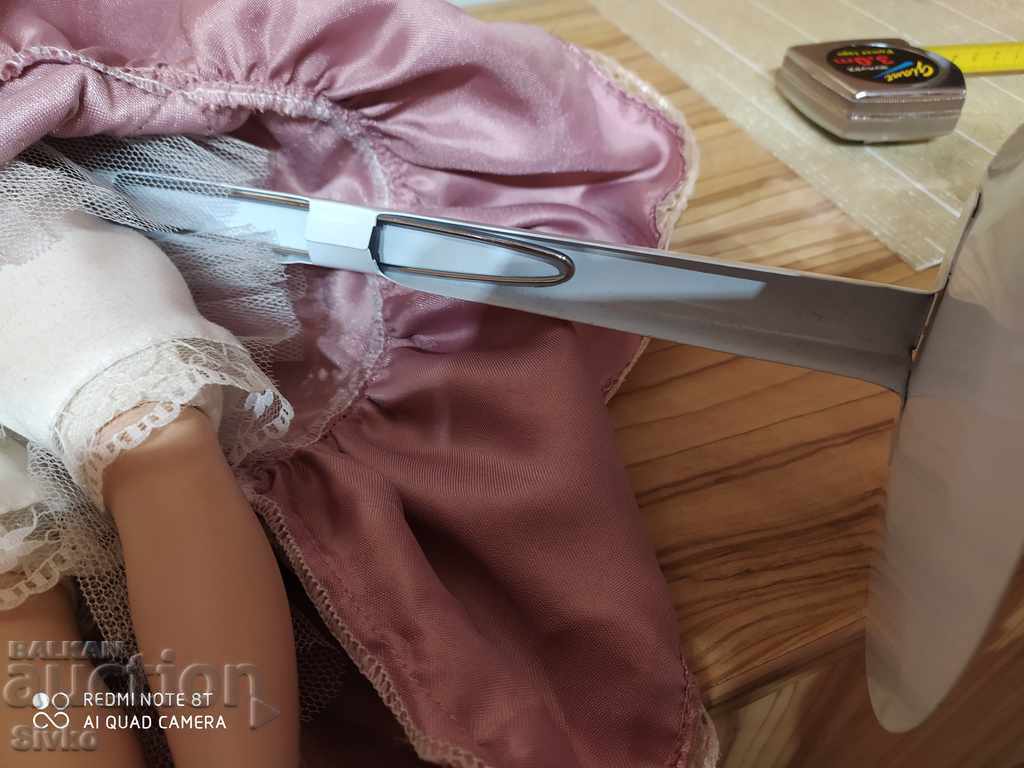 Doll collectible porcelain adjustable stand - 5 Doll collectible porcelain adjustable stand - 5